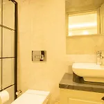 En Pier Private Pool Villa *